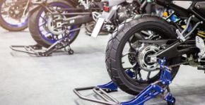 Immagine per la categoria CAVALLETTI ALZAMOTO + ACCESSORI